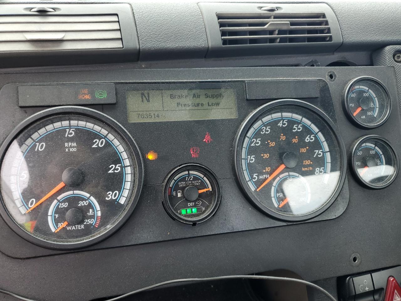 Freightliner Cascadia 1