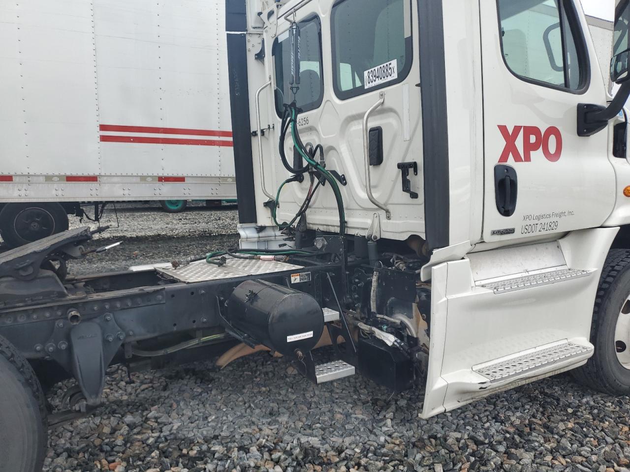 Freightliner Cascadia 1