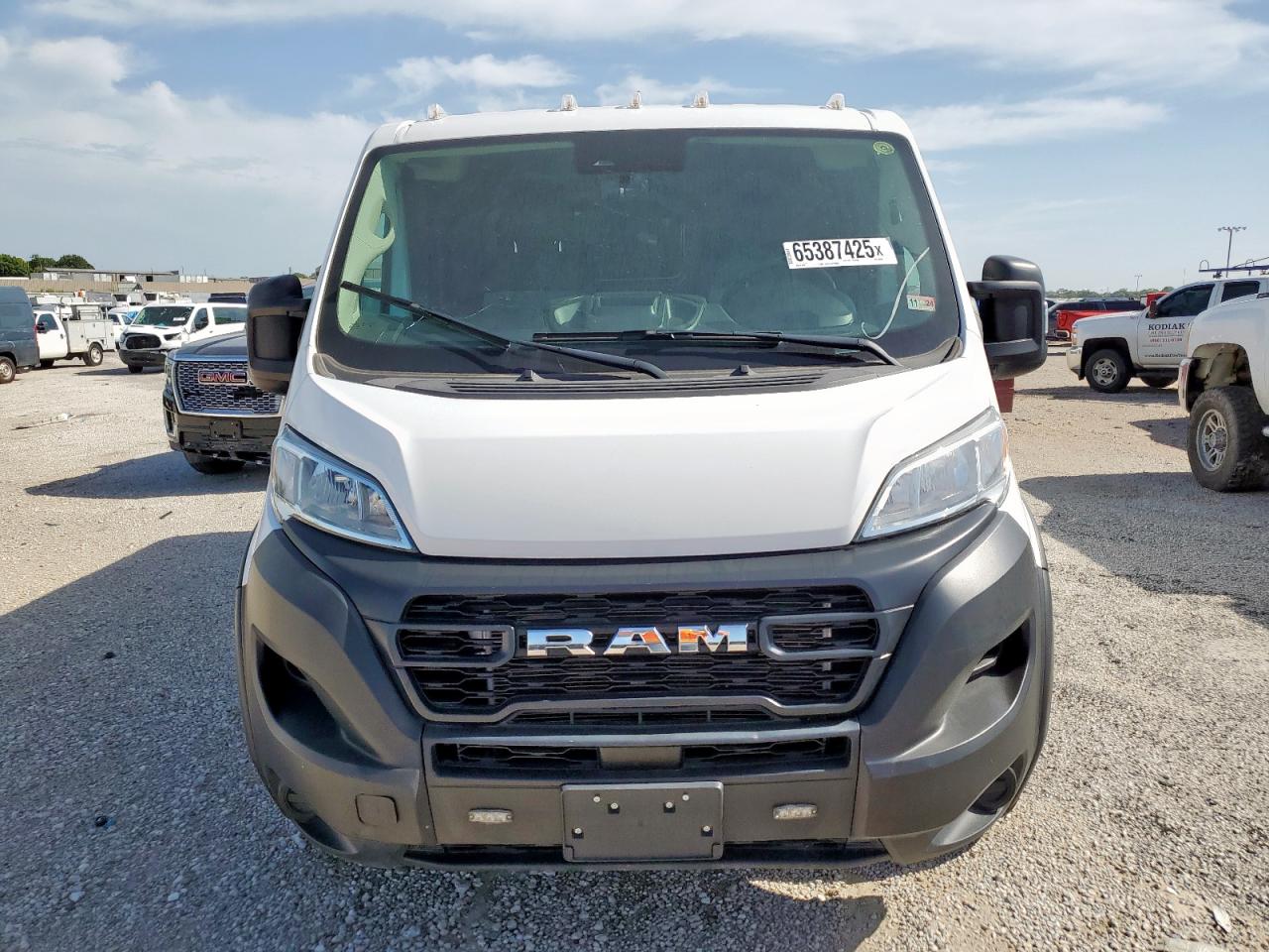 Ram Promaster 2500 Standard