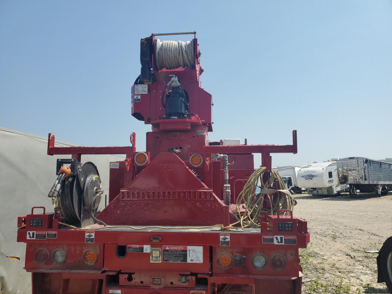 International Hv607