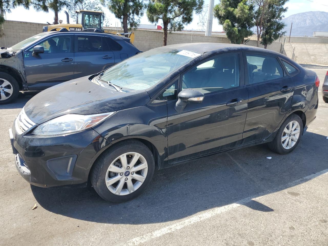 Salvage Ford Fiesta Image