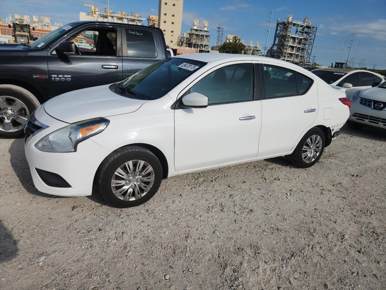 Salvage Nissan Versa Image