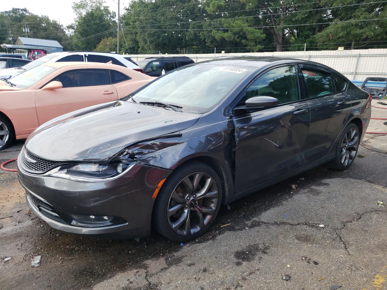 Salvage Chrysler 200 Image