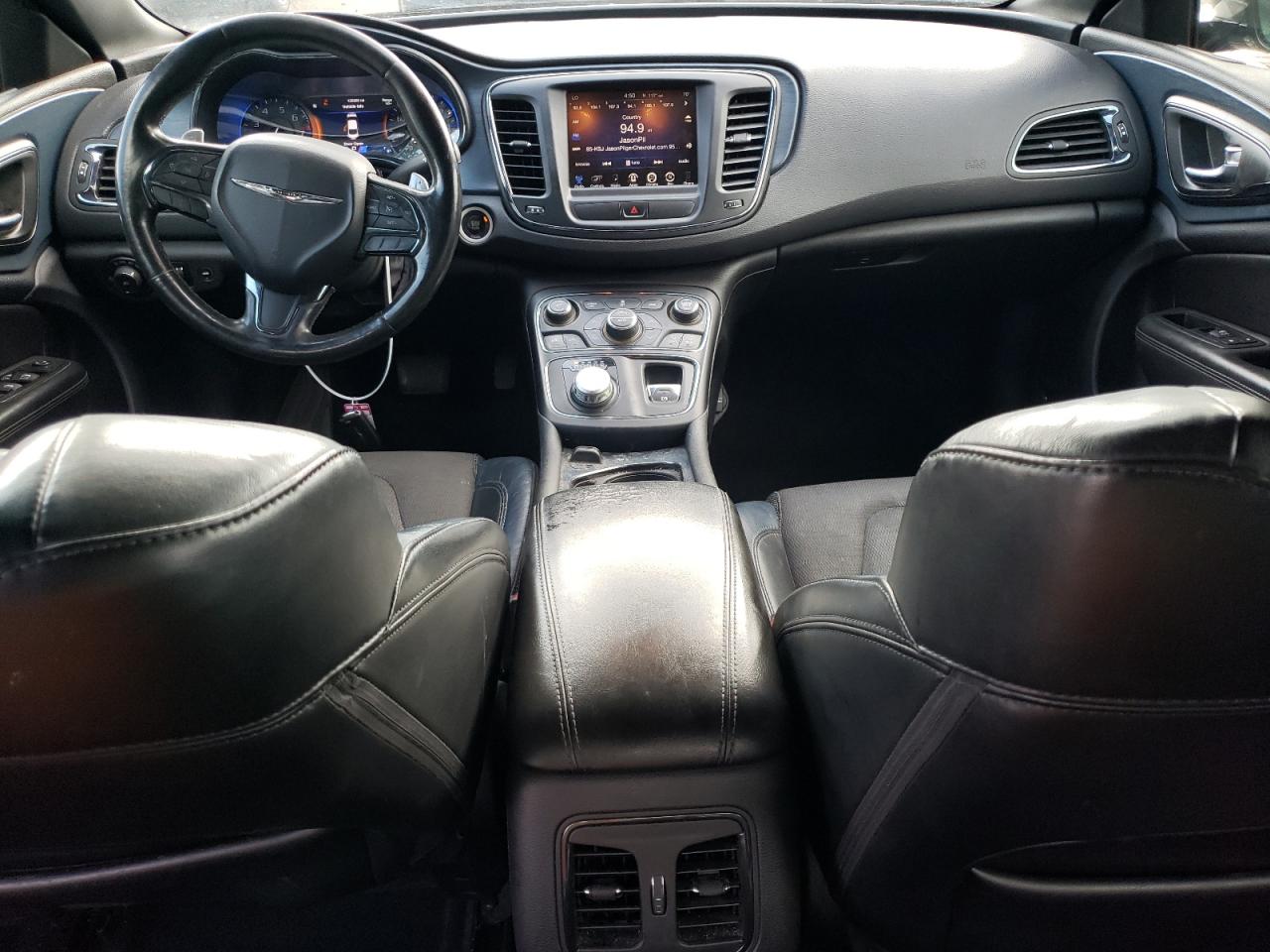 Chrysler 200 S