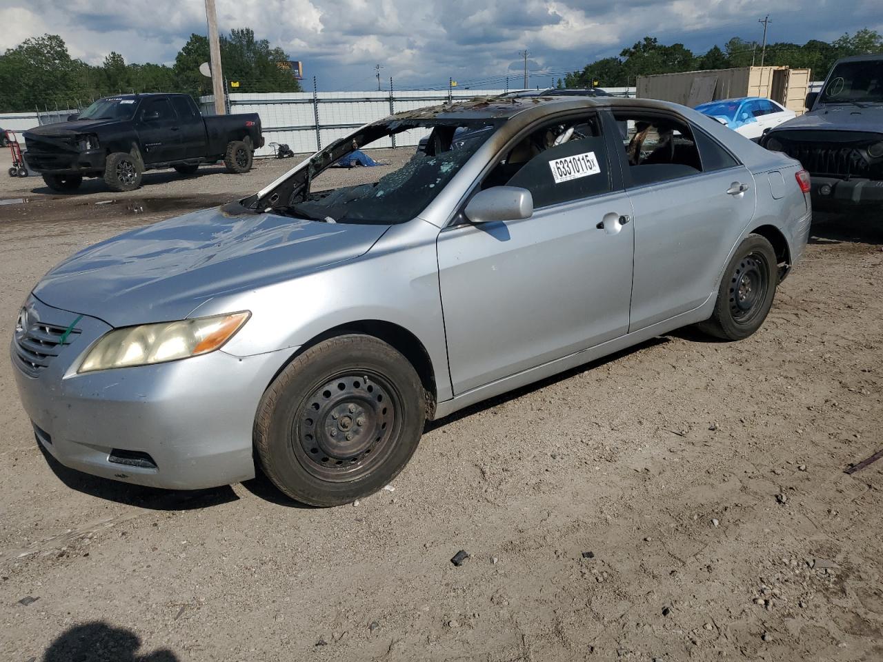 Salvage Toyota Camry Image