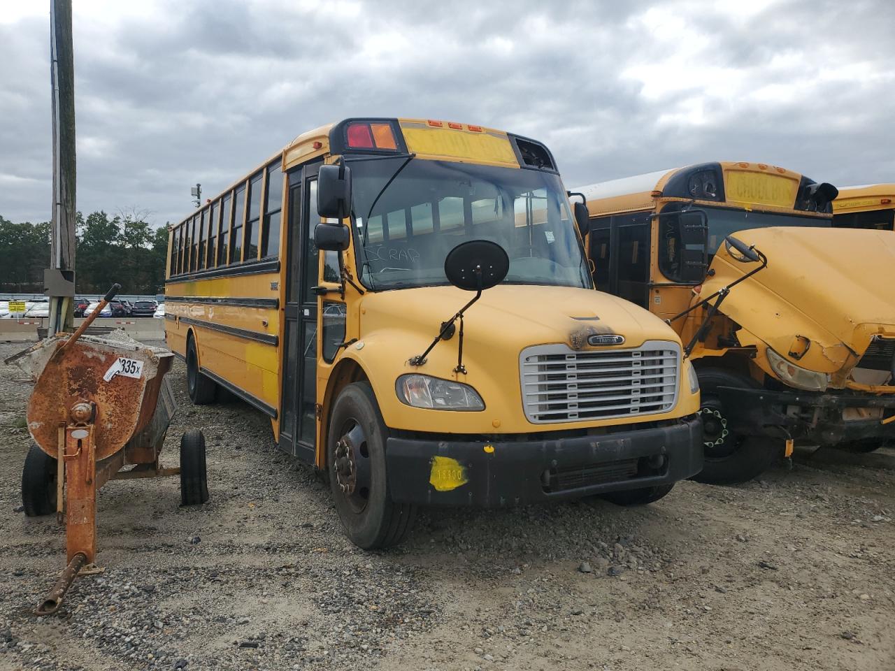 Salvage Freightliner Saf-t-line Image