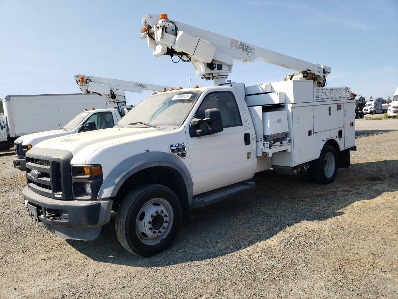 Salvage Ford F-450 Image