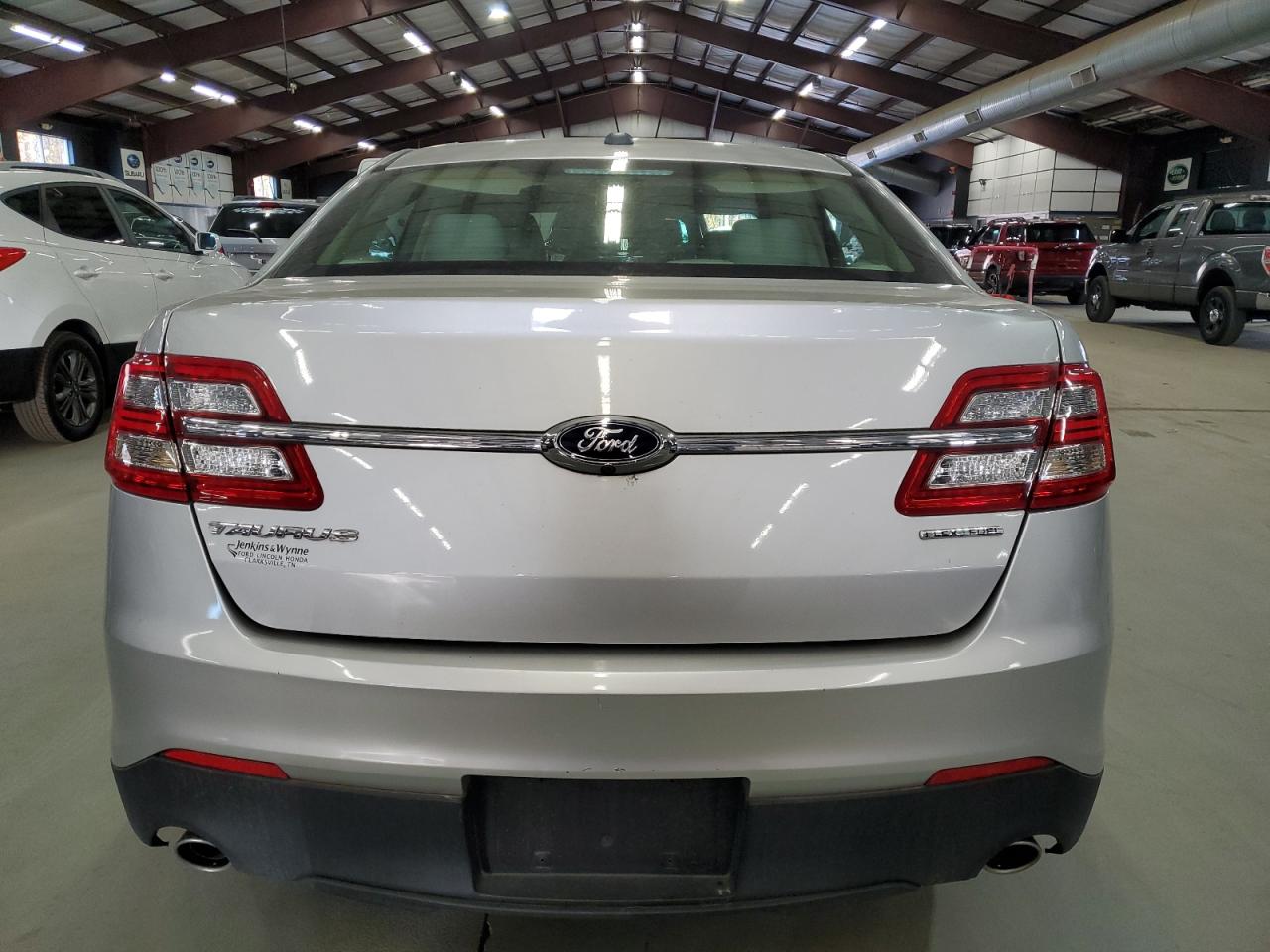 Ford Taurus Se