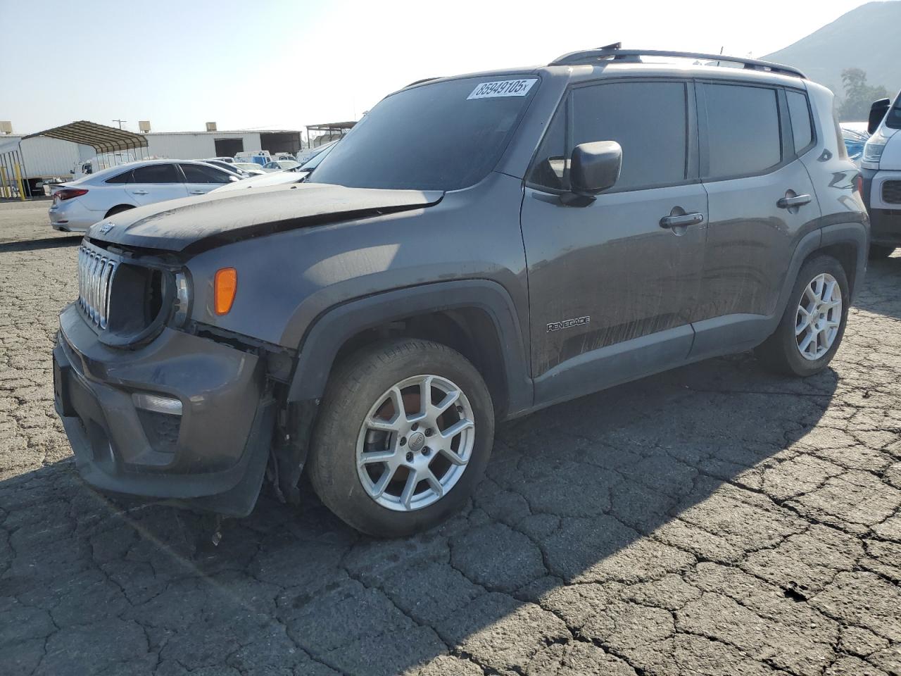 Salvage Jeep Renegade Image