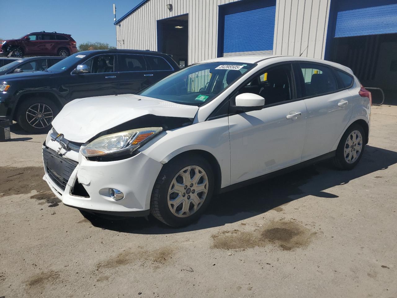 Salvage Ford Focus Image