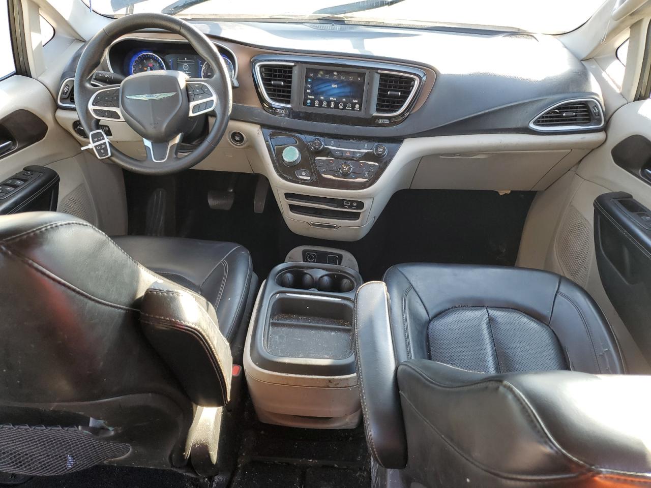 Chrysler Minivan Lxi