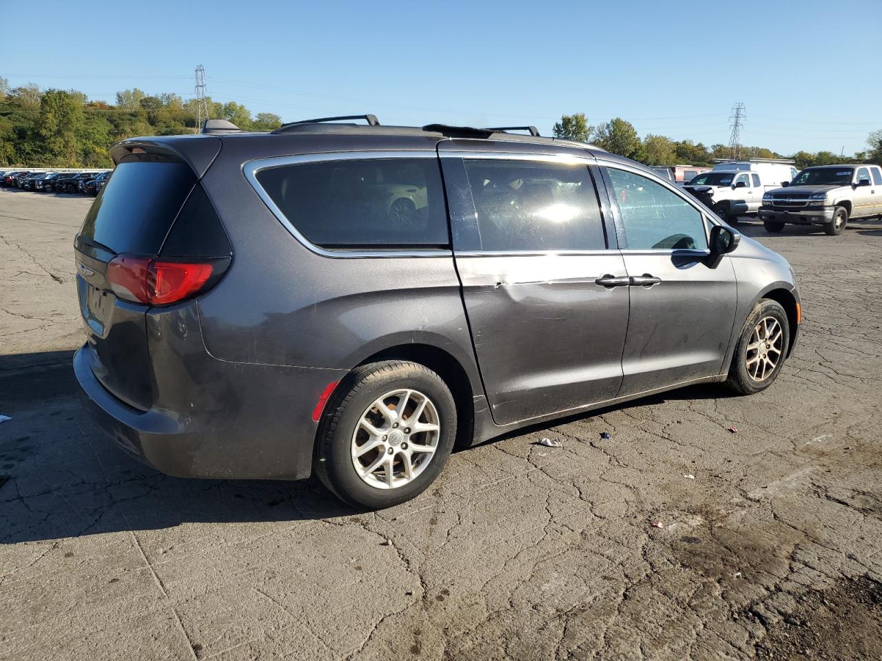 Chrysler Minivan Lxi