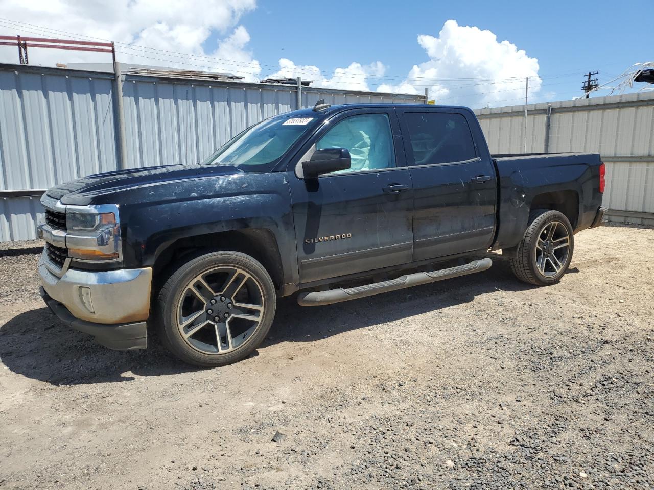 Salvage Chevrolet Silverado Image