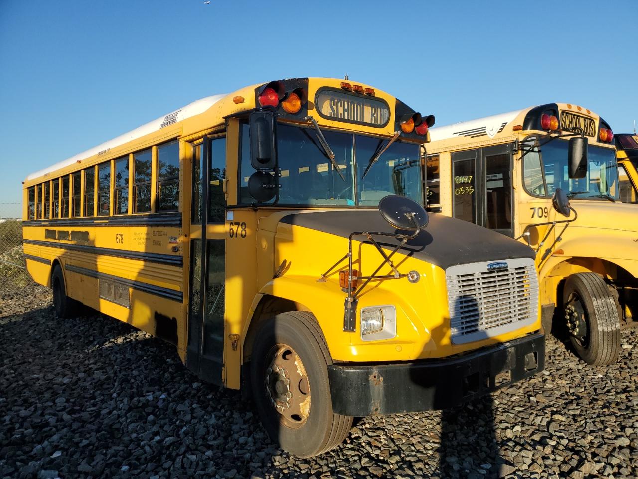 Salvage Freightliner Saf-t-line Image