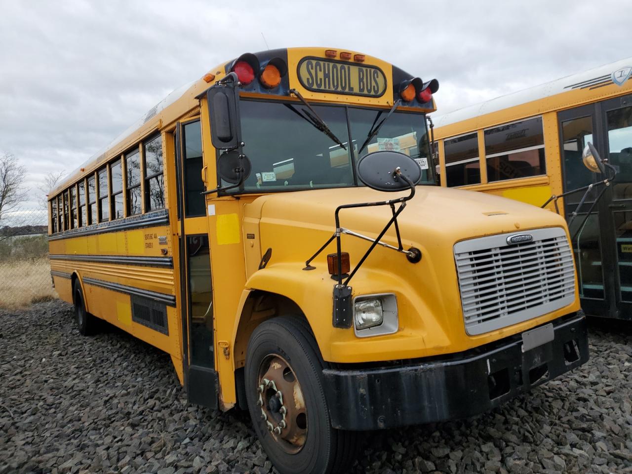 Salvage Freightliner Saf-t-line Image