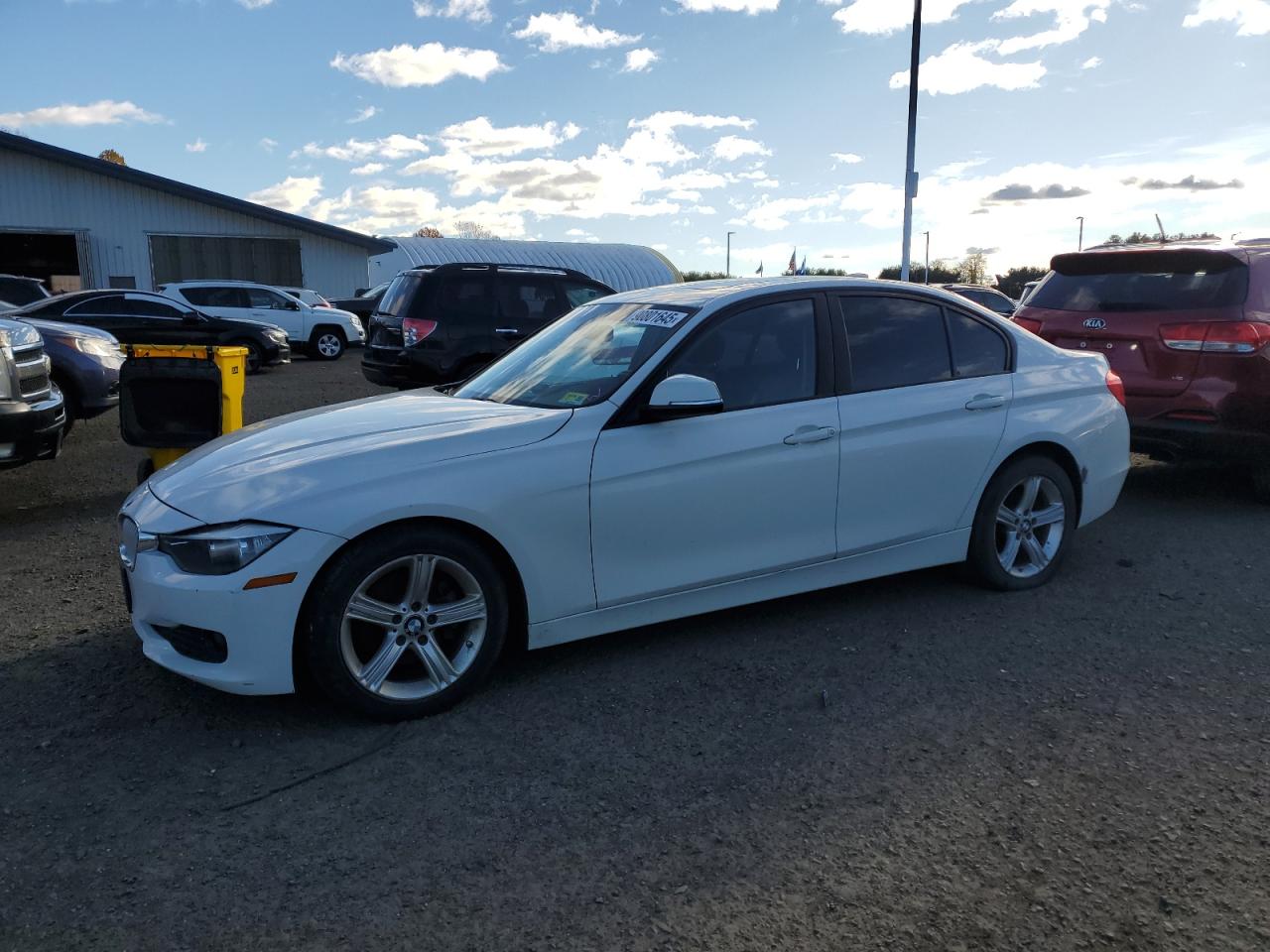Salvage BMW 3 Series Image