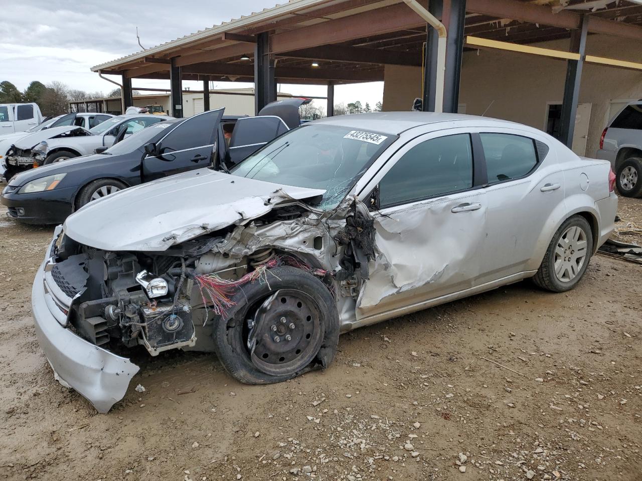 Salvage Dodge Avenger Image