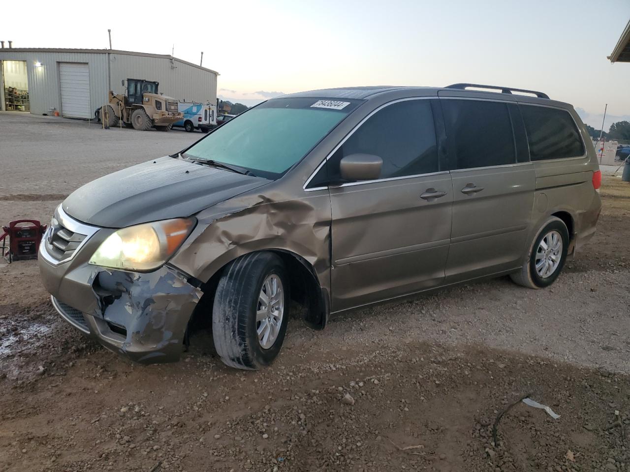 Salvage Honda Odyssey Image