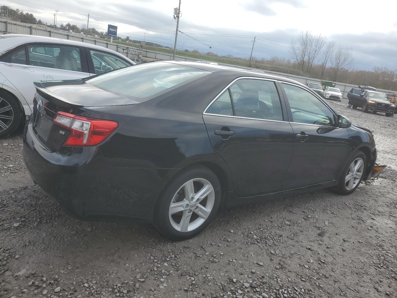 Toyota Camry L