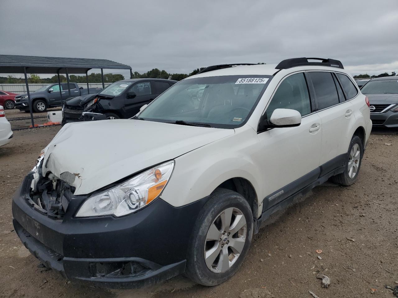 Salvage Subaru Outback Image