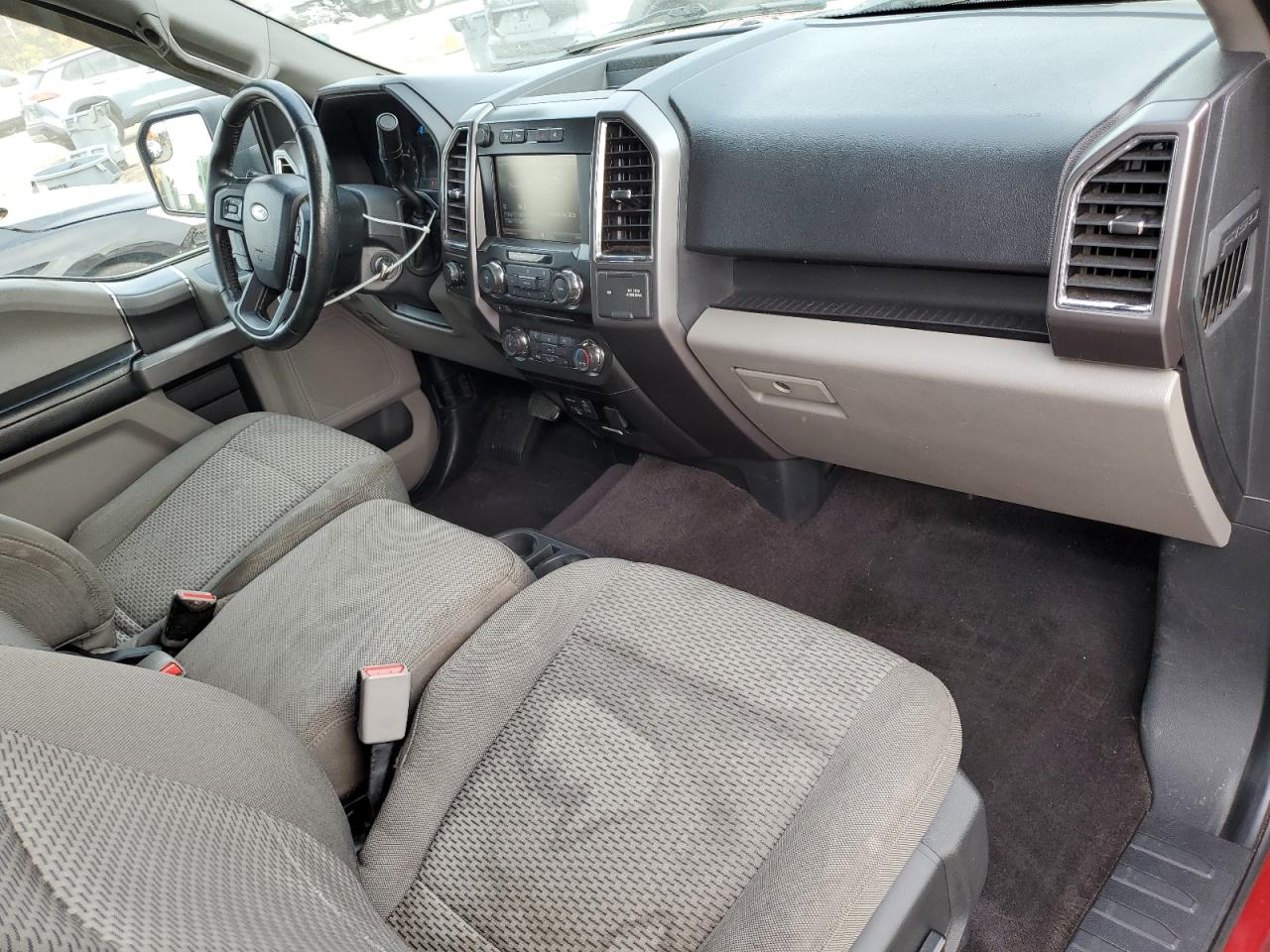 Ford F-150 Super Cab