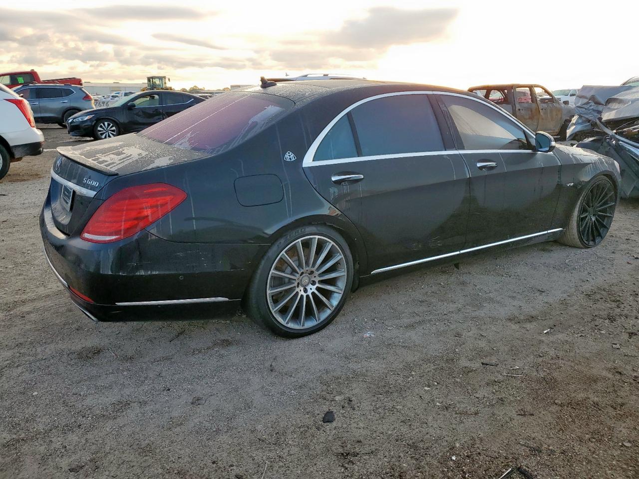 Mercedes-Benz S-Class S600