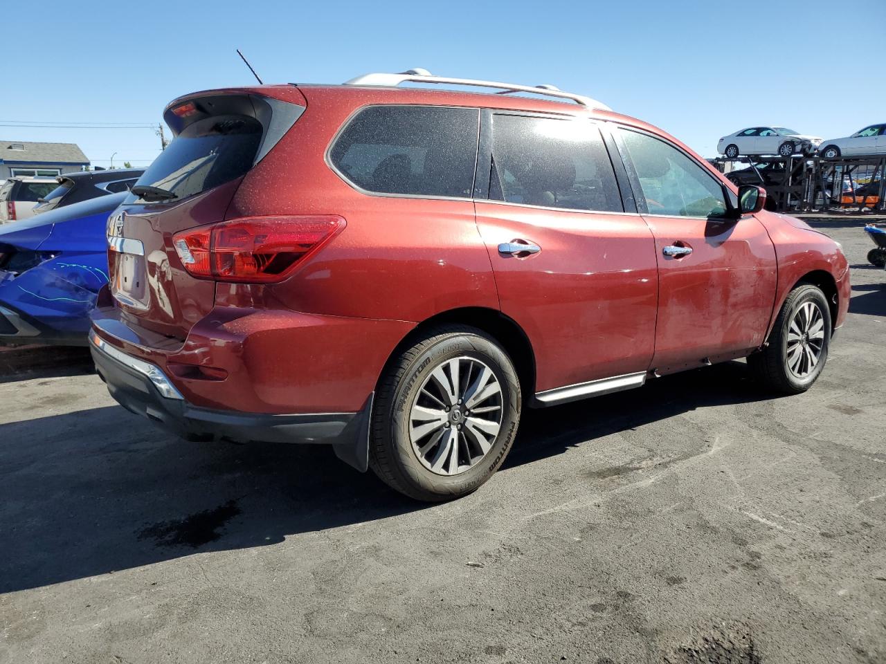 Nissan Pathfinder S