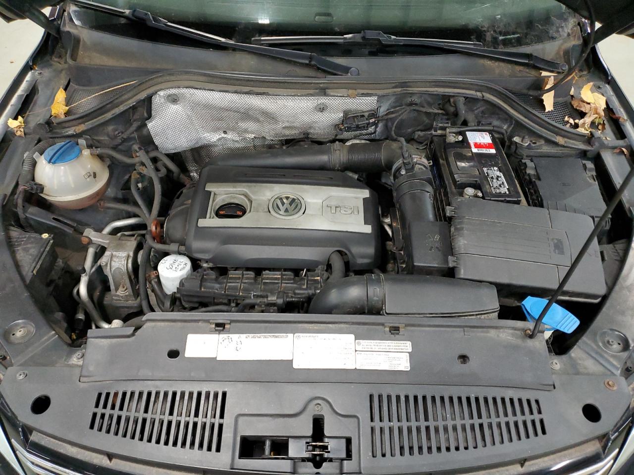 Volkswagen Tiguan S