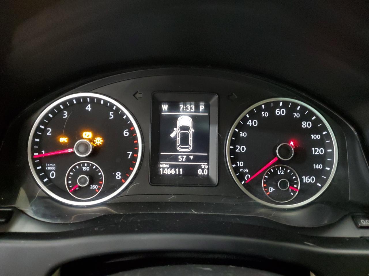 Volkswagen Tiguan S