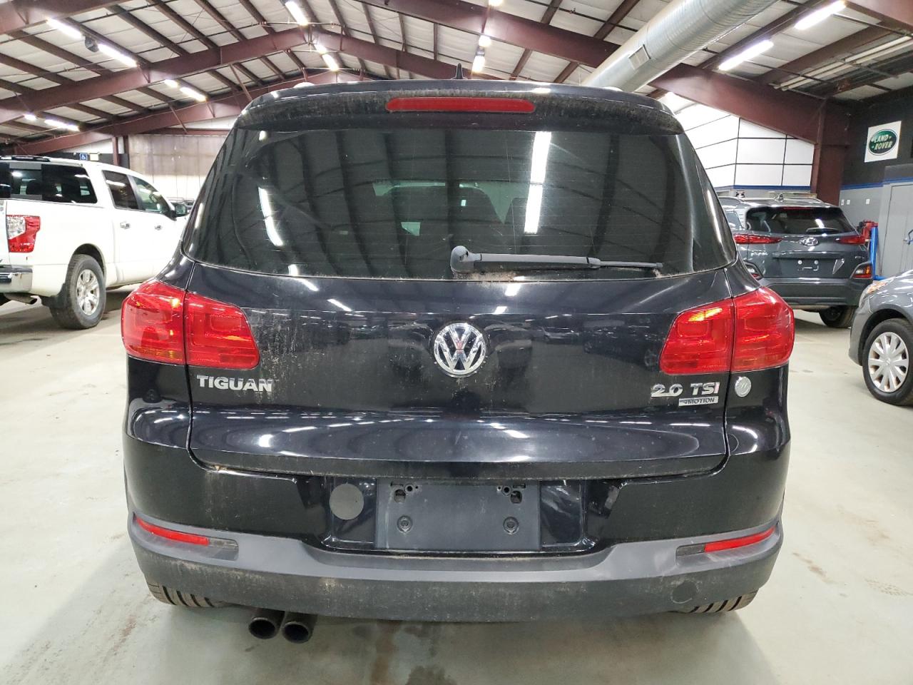 Volkswagen Tiguan S