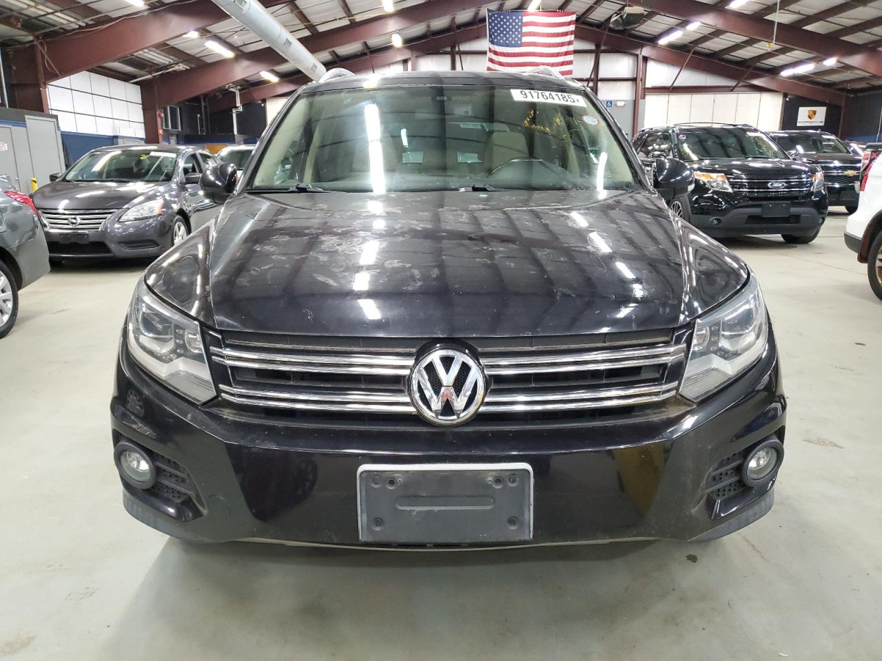 Volkswagen Tiguan S