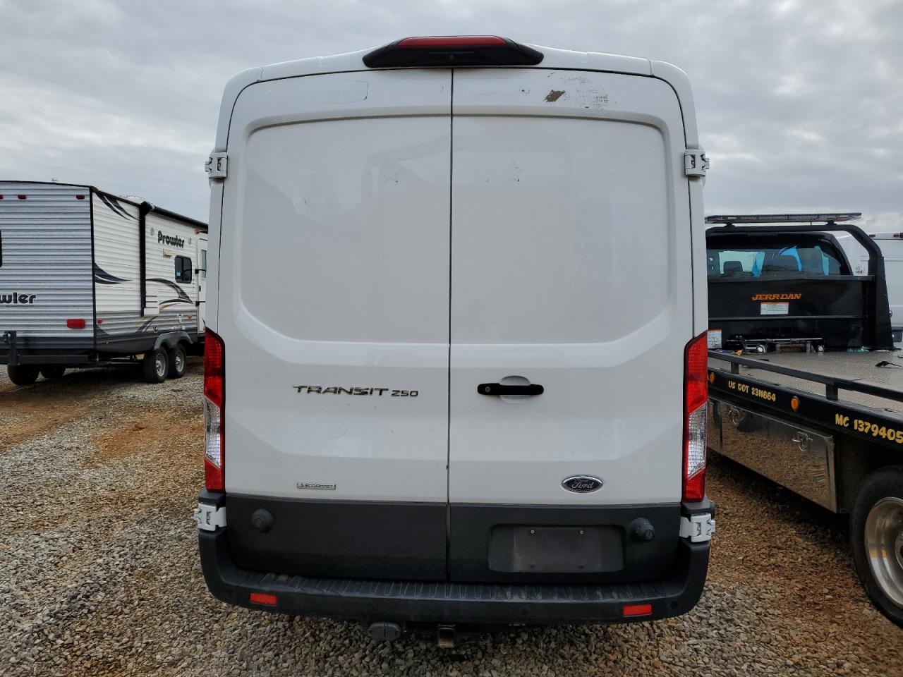 Ford Transit T-250