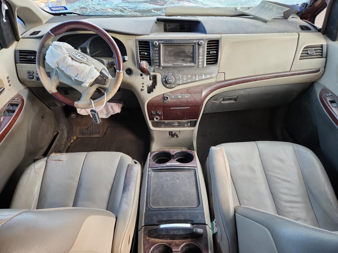 Toyota Sienna Xle