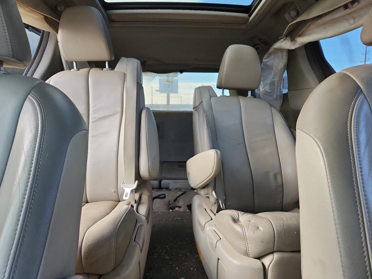 Toyota Sienna Xle