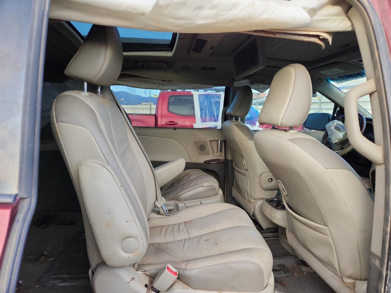 Toyota Sienna Xle