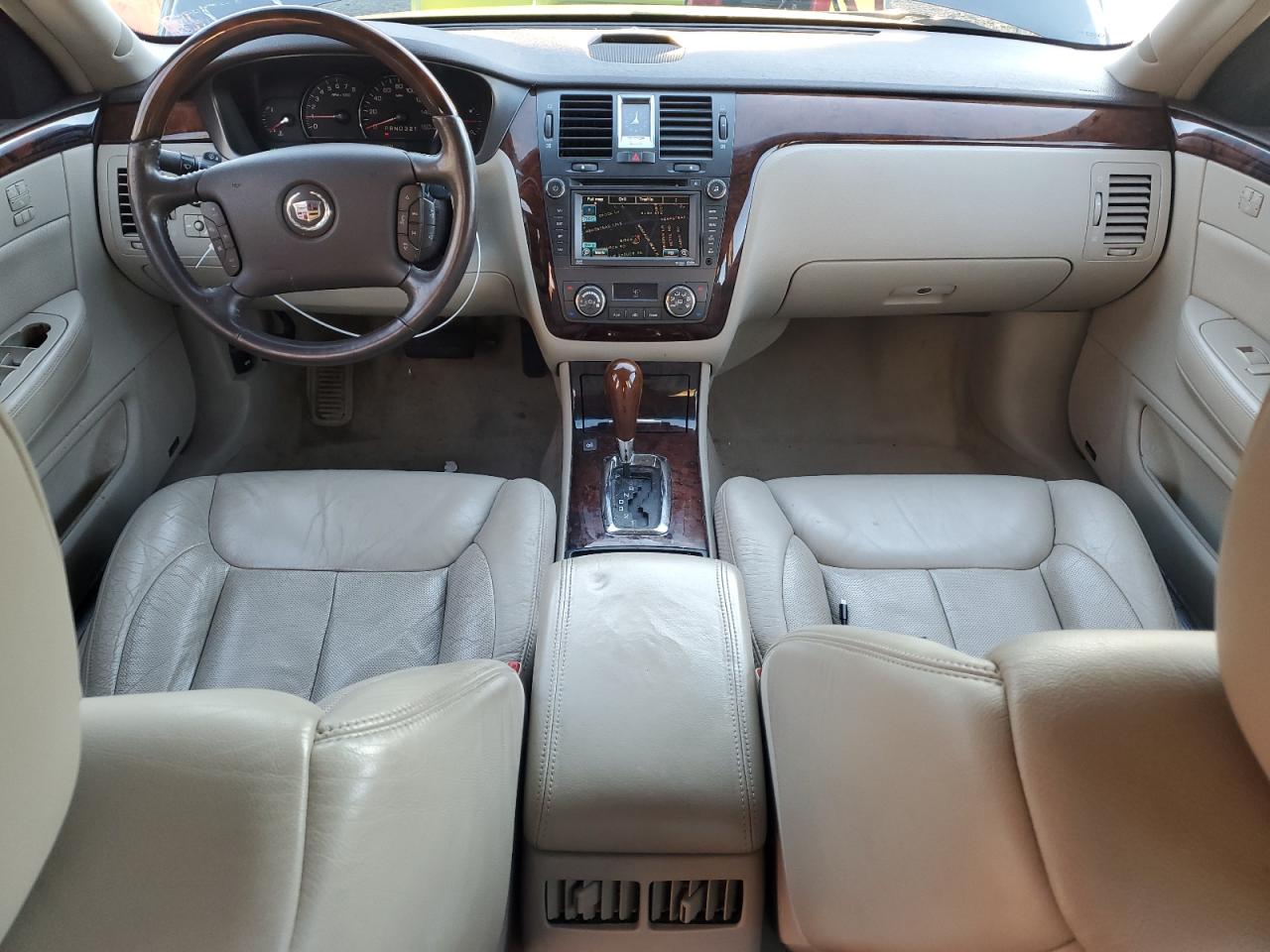 Cadillac DTS Premium Collection