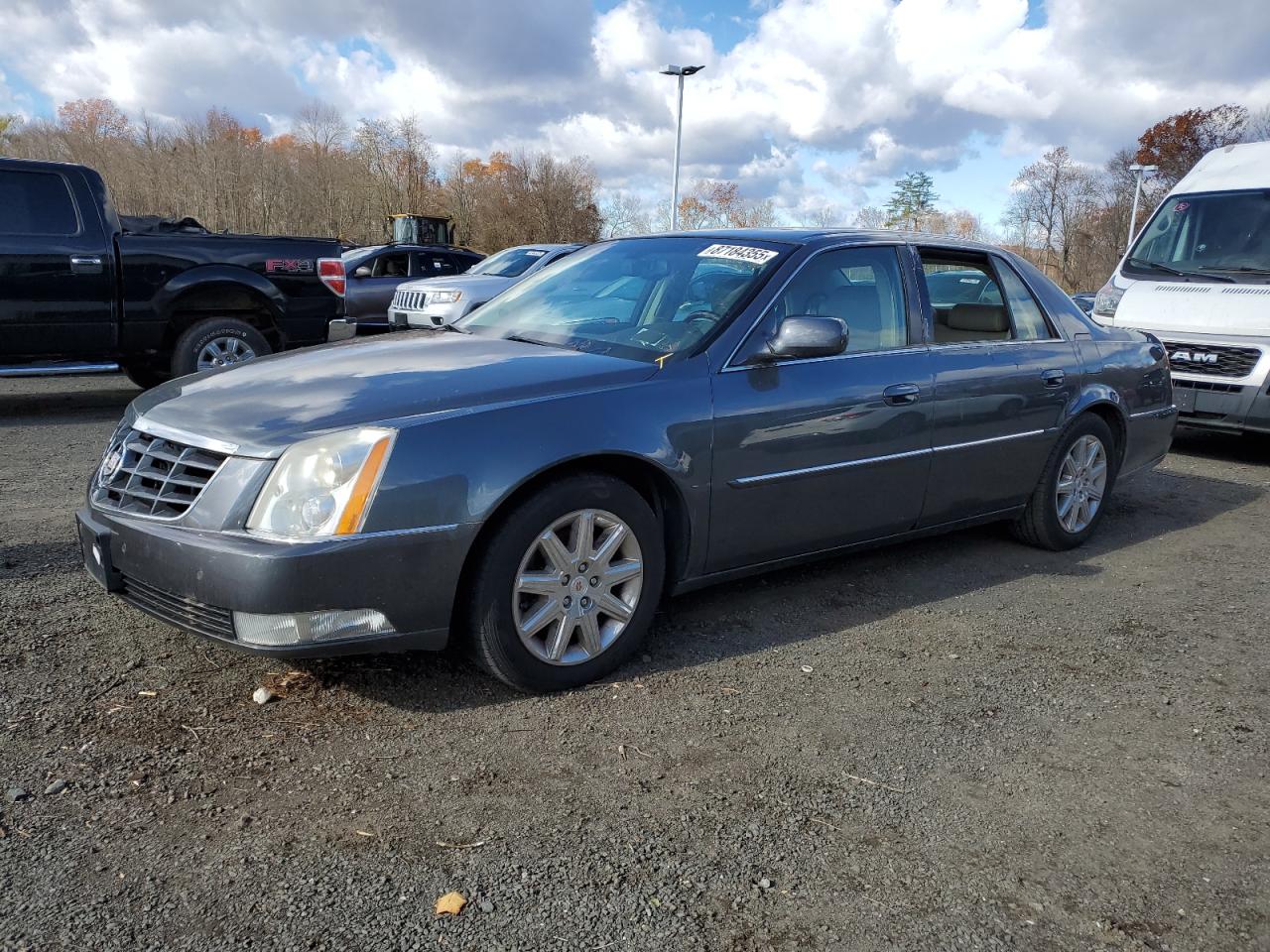 Salvage Cadillac DTS Image