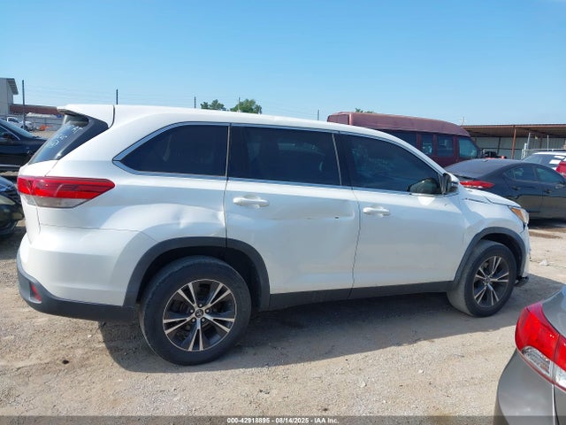 Toyota Highlander Le