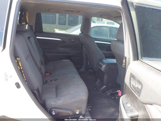 Toyota Highlander Le