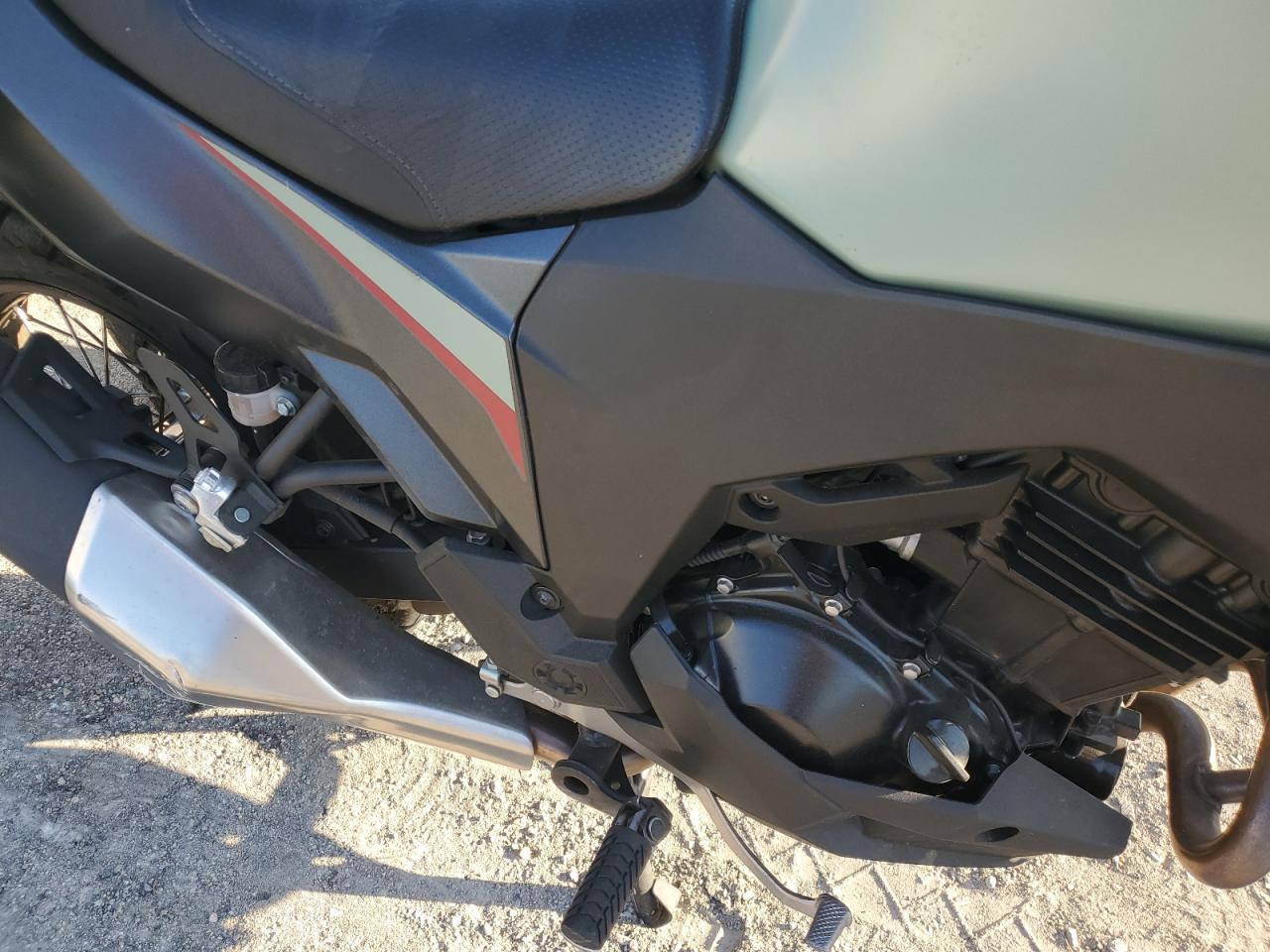 Kawasaki Kle300 B B