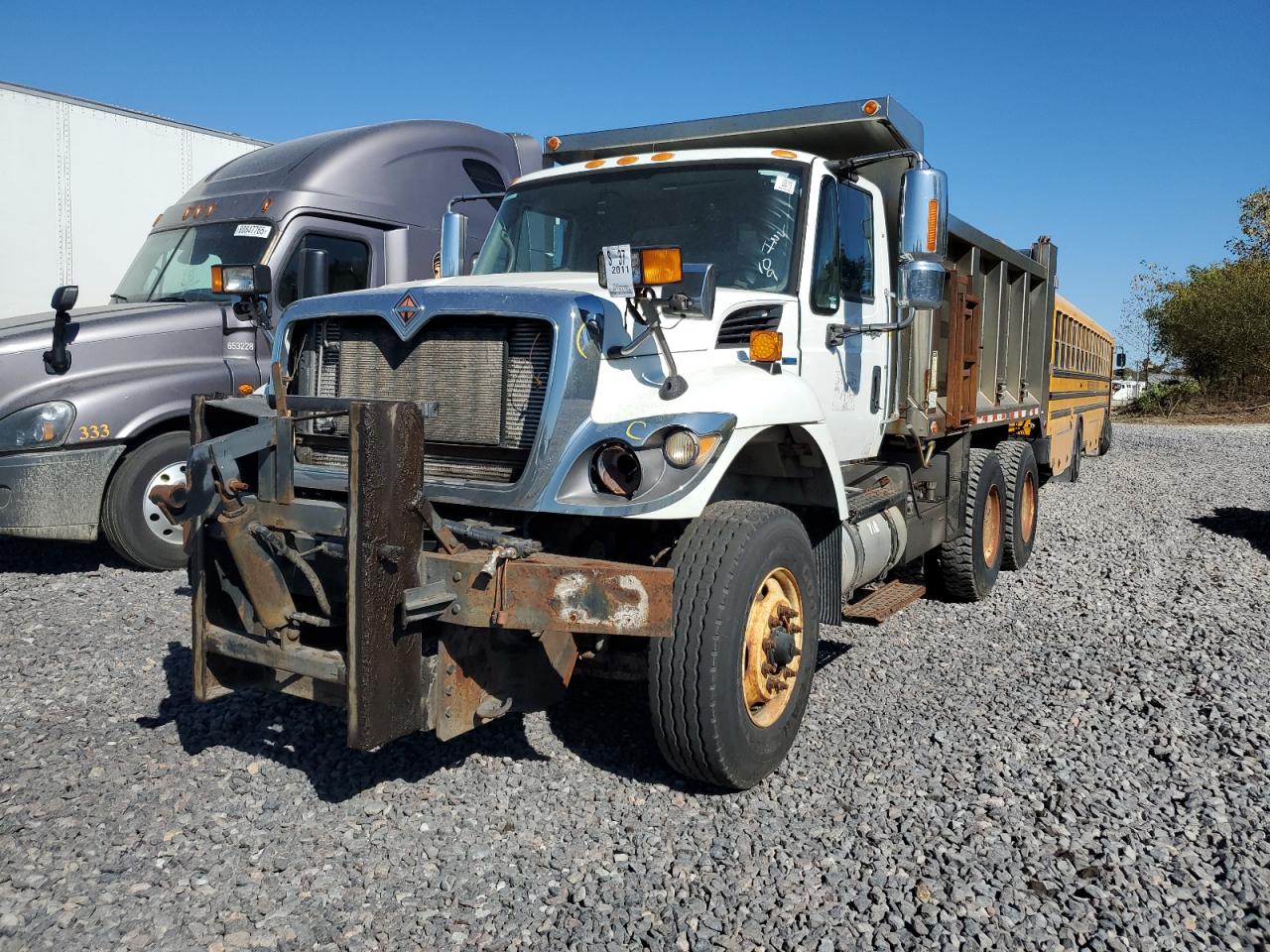 International 7000 7500