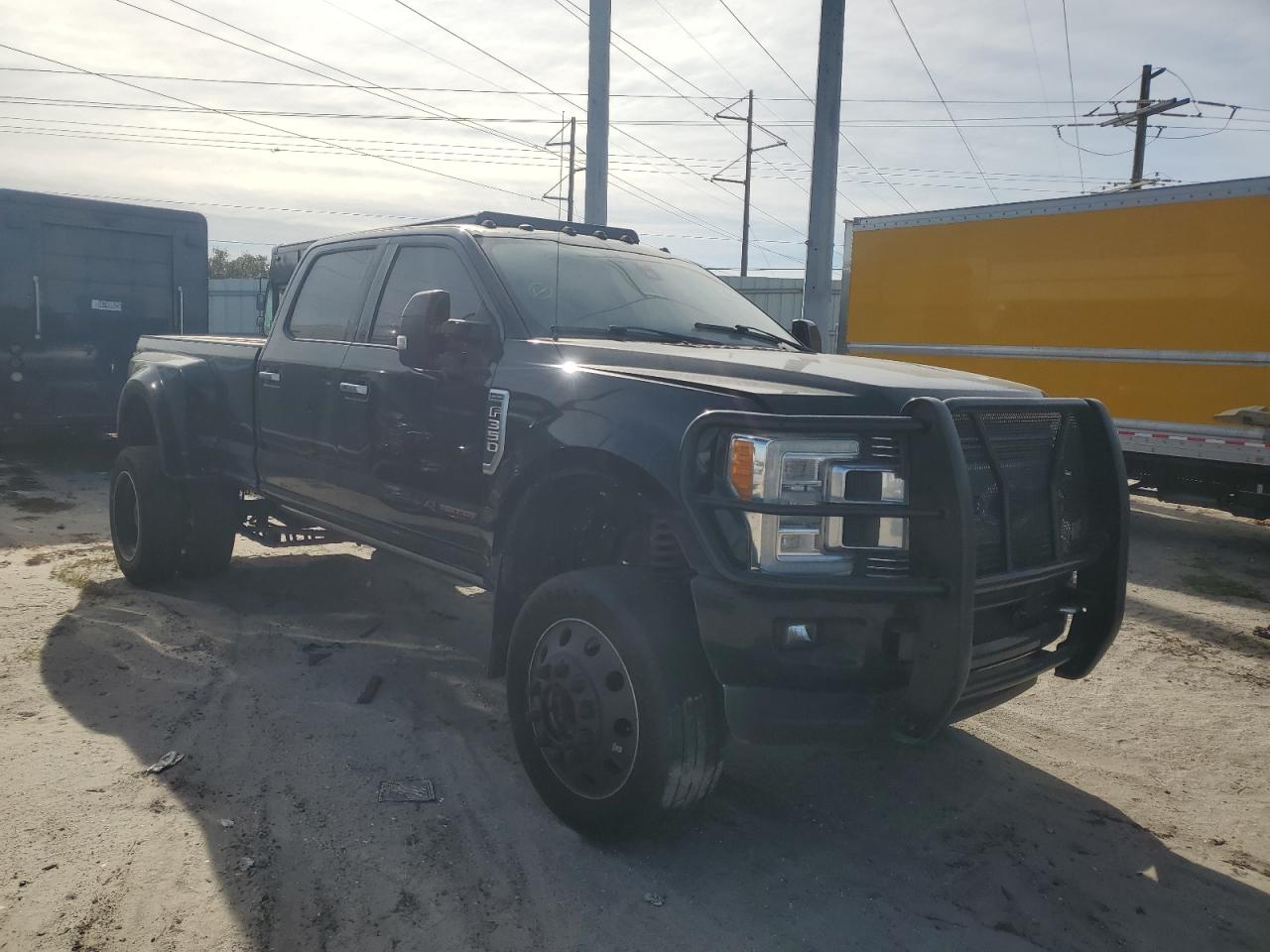 Ford F-350 Super Duty