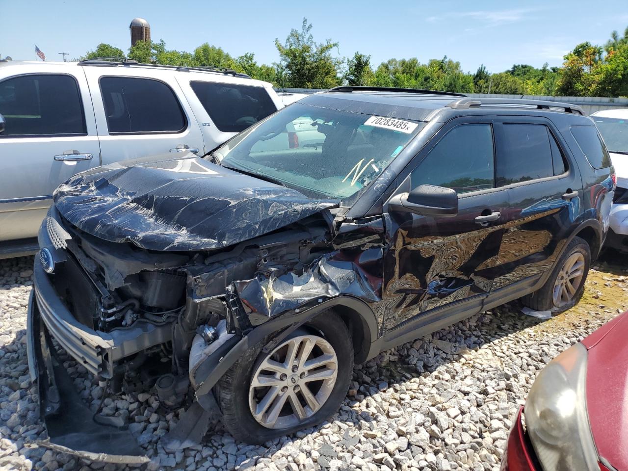 Salvage Ford Explorer Image