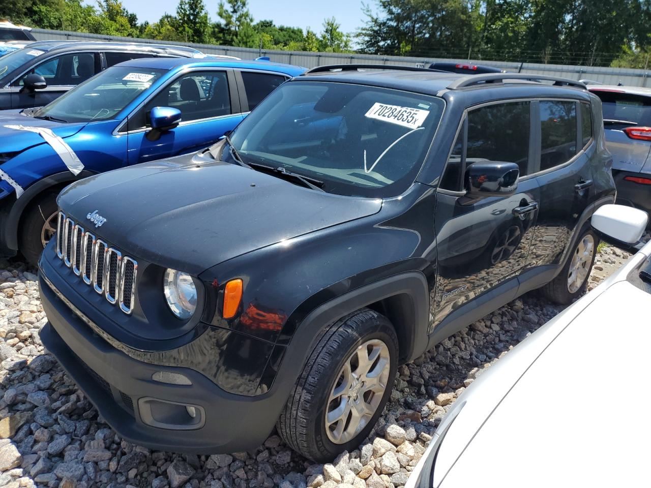 Salvage Jeep Renegade Image