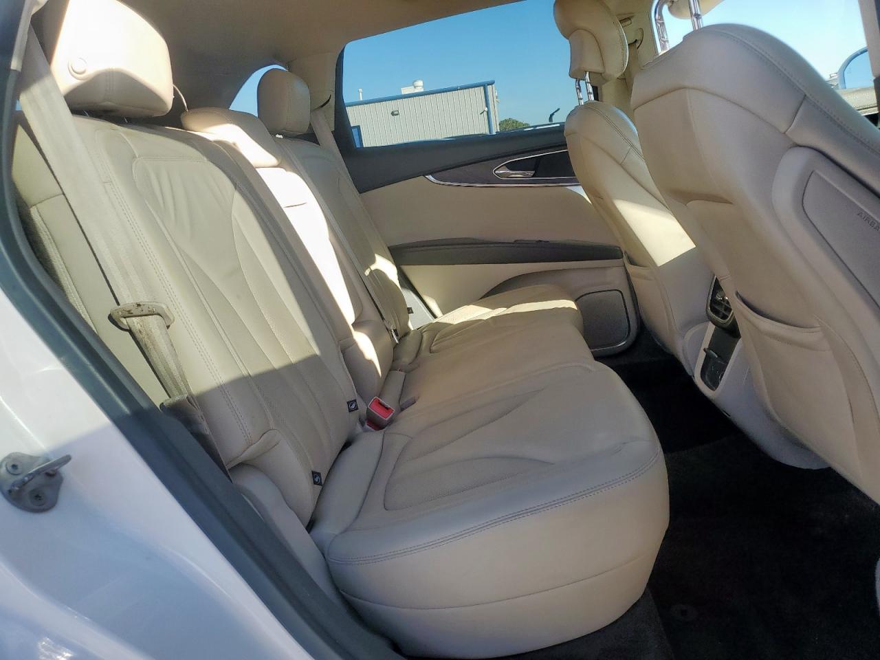 Lincoln MKX Select