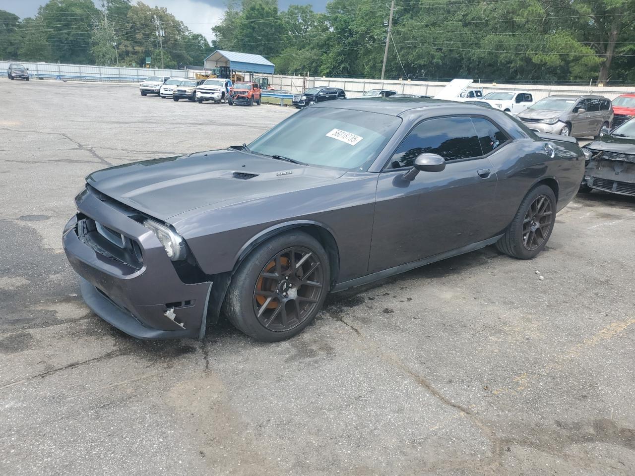 Salvage Dodge Challenger Image