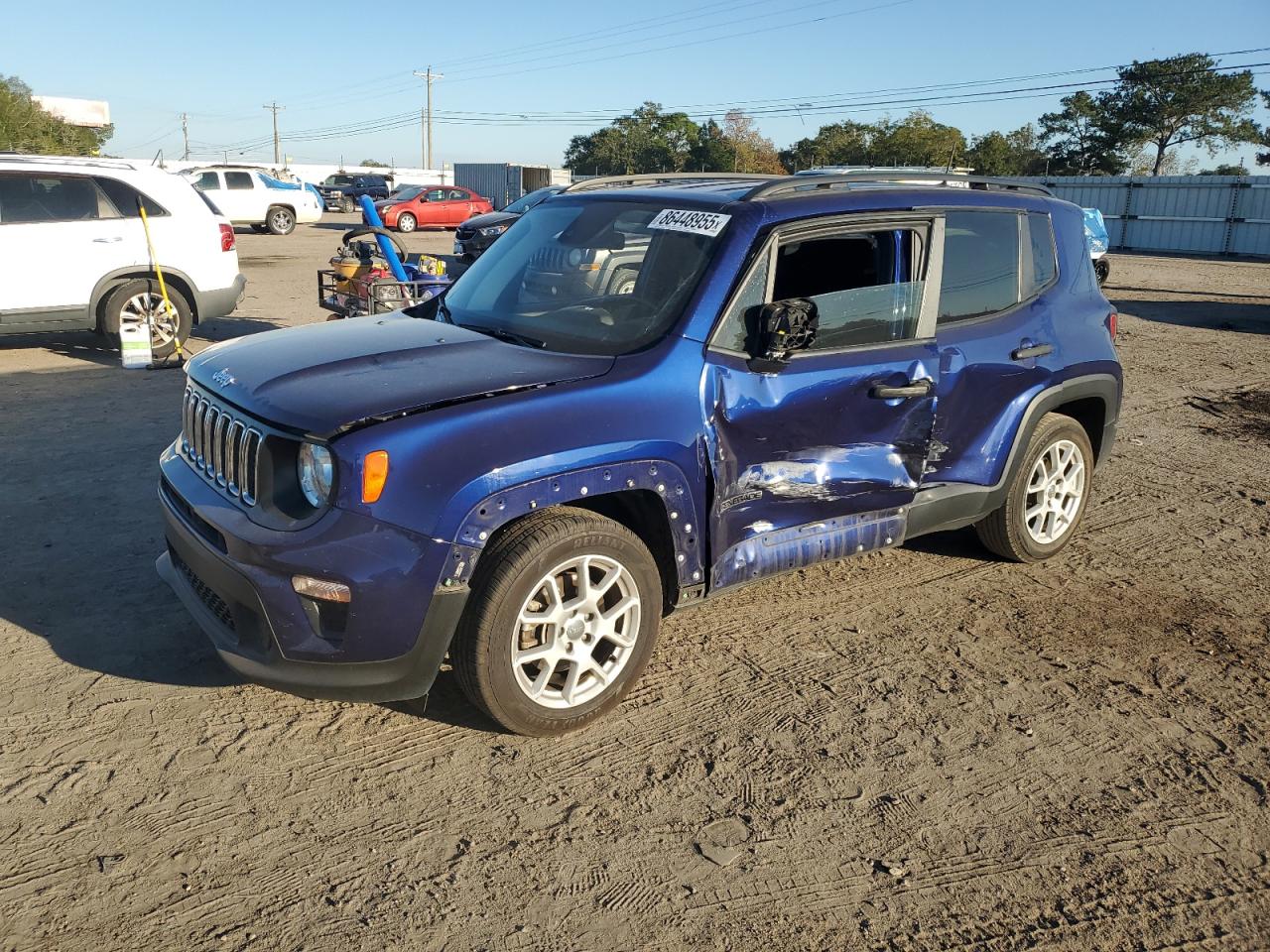 Salvage Jeep Renegade Image