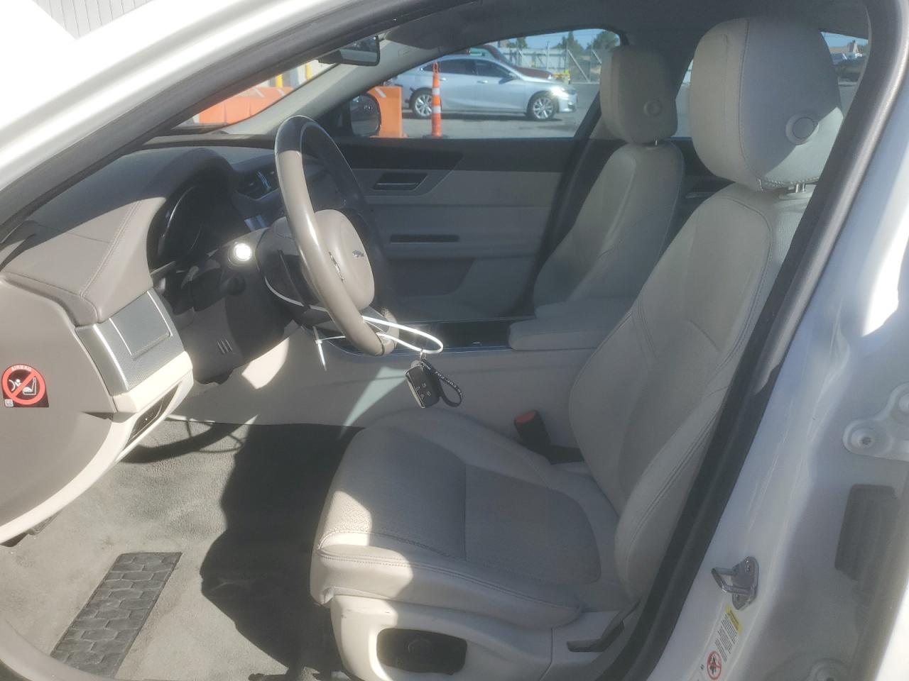 Jaguar XF Prestige