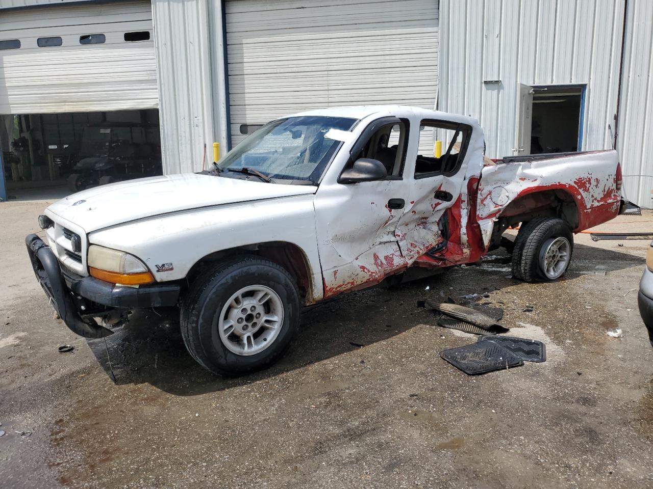 Salvage Dodge Dakota Image