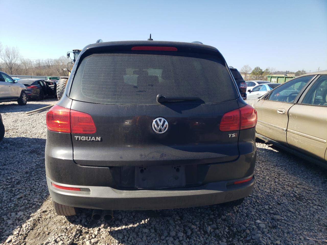 Volkswagen Tiguan S